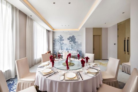 阳泉平定鹏飞金源国际酒店(综合办公大楼青银高速出口店)