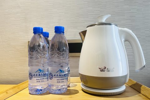 水邑嘉年华酒店(鄄城店)