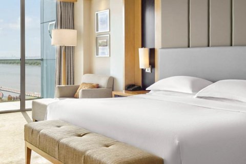 南京世茂滨江希尔顿酒店