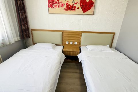 东方龙腾精品客房连锁(创业街店)