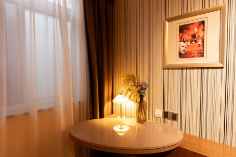 宽鱼MAX酒店(大雁塔大唐不夜城店)