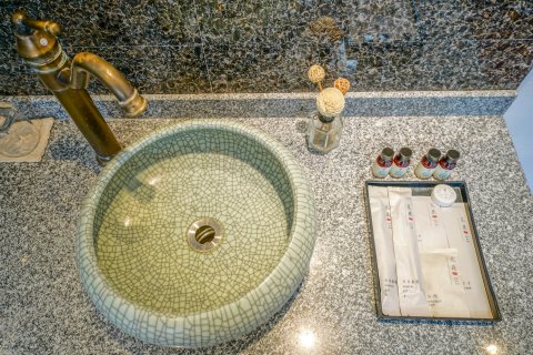 花筑·阳光三地丨Cloud天空之境·落日晚霞观景美宿(束河古镇店)