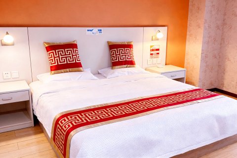 滦县华通商务快捷酒店