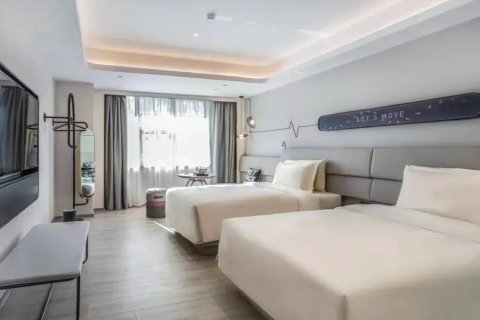 南京鼓楼玄武湖轻居酒店