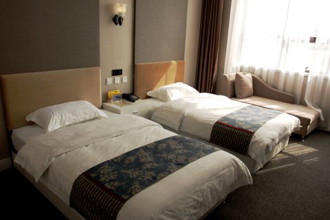 蓝田罗马假日酒店