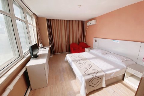 滦县华通商务快捷酒店