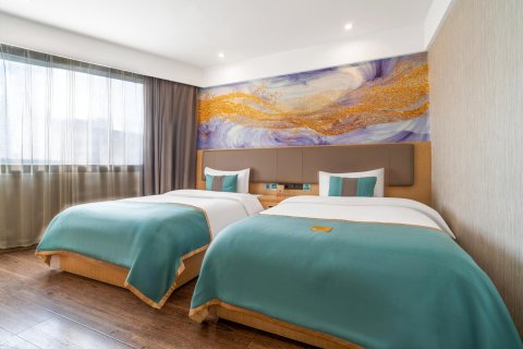 五月阳光丨WUYUE·YANGGUANG·HOTEL(保卫里文化创意街区店)