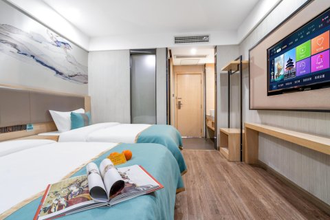 五月阳光丨WUYUE·YANGGUANG·HOTEL(保卫里文化创意街区店)