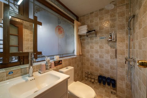 丽江古道烟雨客栈(丽江古城大水车店)