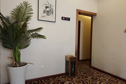 普定黑森林主题酒店