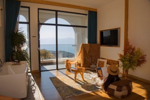 抚仙湖阑珊宿·蚂蚁窝民宿