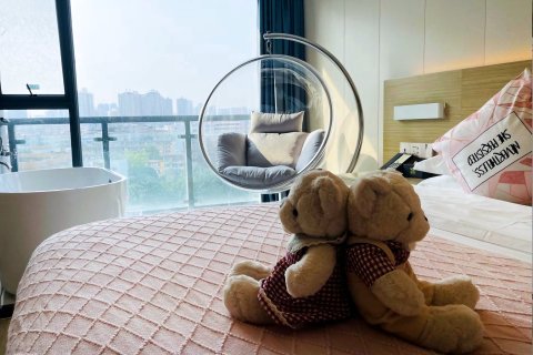 枫宸酒店(南宁东葛路地铁站建政路夜市店)