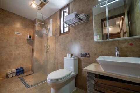 丽江古道烟雨客栈(丽江古城大水车店)