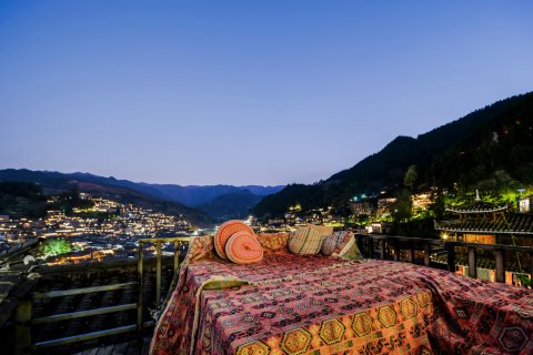 西江观景台传说高空全景度假美宿客栈