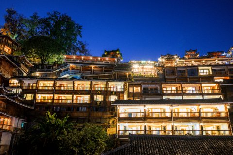 西江观景台传说高空全景度假美宿客栈