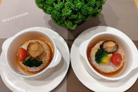 建国璞隐酒店(大连中山路友好广场店)