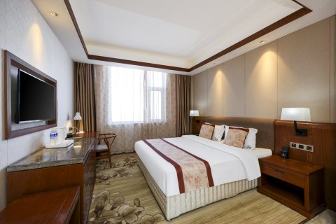 山水泉大酒店(长白山高铁站二道白河店)