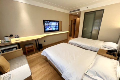 遵化凯歌儿假日酒店