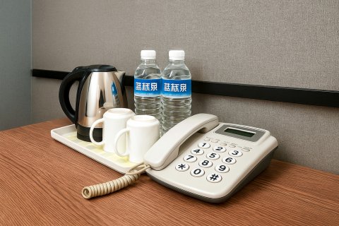 长岭•雅居轻奢酒店(长岭县人民医院店)