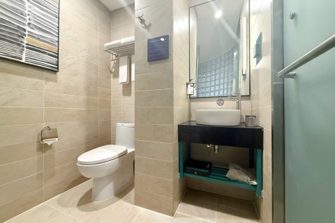 西门智选假日酒店(成都花牌坊地铁站店)