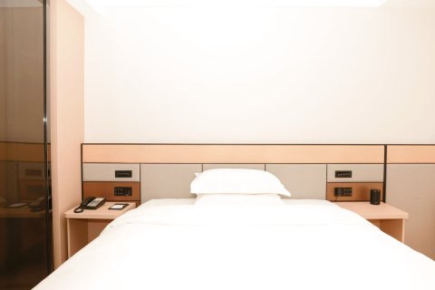 赣州康莱博精品酒店(章贡区赣州站店)