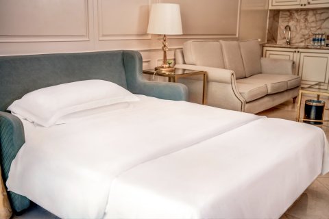 三亚湾皇冠假日度假酒店