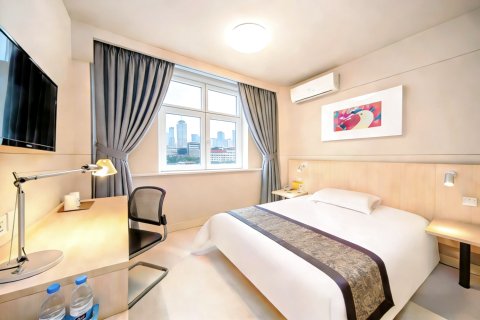 铜陵逸扬银湖酒店(天井湖公园店)