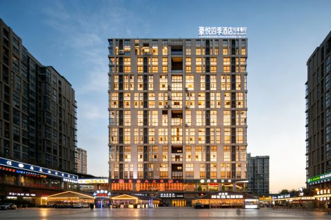 豪悦四季酒店(成都双流国际机场顺风地铁站店)