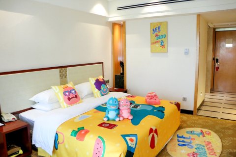 泰安东尊华美达广场酒店