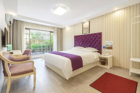 隆回皇都连锁宾馆(隆回汽车总站店)