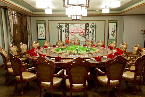 定边五洲生态园大酒店