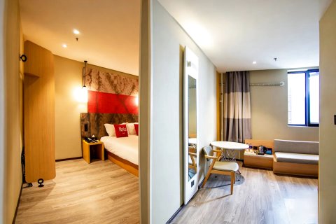 宜必思酒店(北京天坛东门地铁站店)