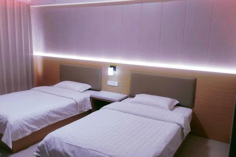 古德宾馆(邢台火车站新世纪广场店)