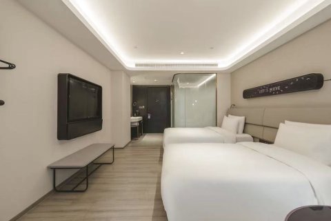 南京鼓楼玄武湖轻居酒店