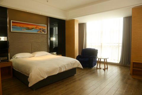 广元怡家名人酒店(广元高铁站店)