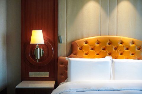 宁波春晓世茂希尔顿逸林酒店