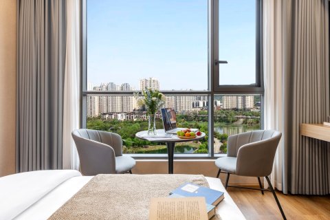 伯纳德酒店(安顺古城顾府街店)