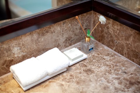 海联国际大酒店(三门峡高铁南站万达广场店)