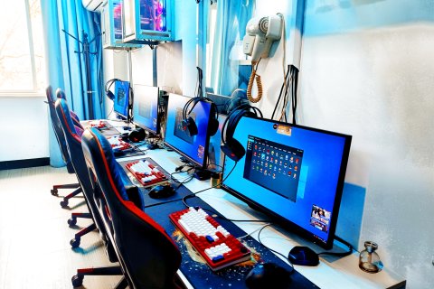 开化万顺电竞商务宾馆