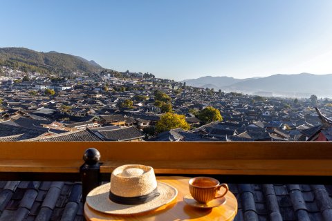 丽江悦庭丨360度空中露台·古城极景·雪山美宿