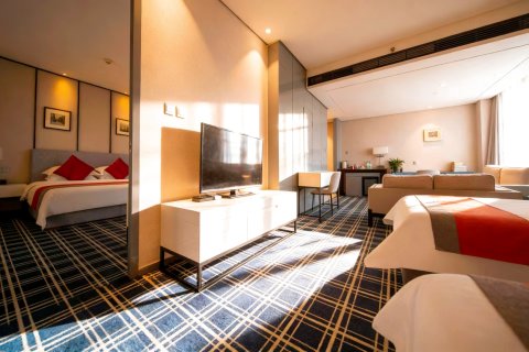 洛阳五季酒店(龙门高铁站八里堂地铁站店)