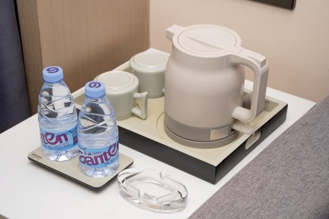 漫舟酒店(高安汽车南站店)