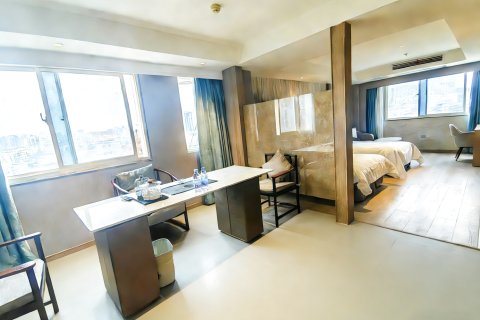 东方巴黎酒店(晋江机场阳光广场店)