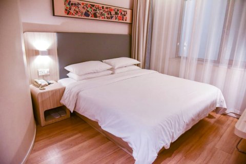 汉庭酒店(嘉峪关大剧院店)