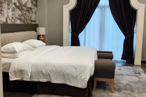 太阳城辉樾酒店