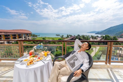 三亚亚龙湾瑞吉度假酒店