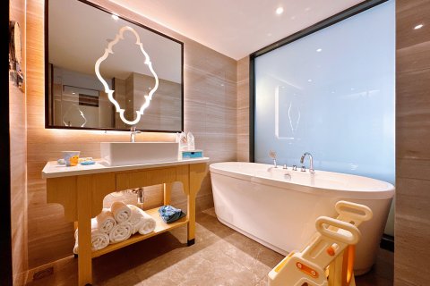 三亚清能丽景海湾酒店