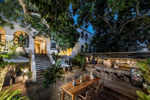 观境·杨桃院子1910复兴古堡民宿(鼓浪屿三丘田码头店)