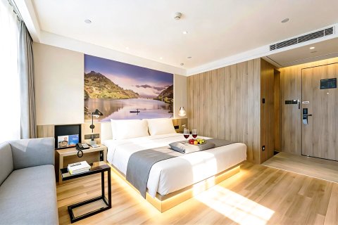 世季酒店(义乌火车站机场店)