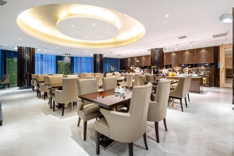 南通濠河景区中庭国际酒店(圆融广场店)